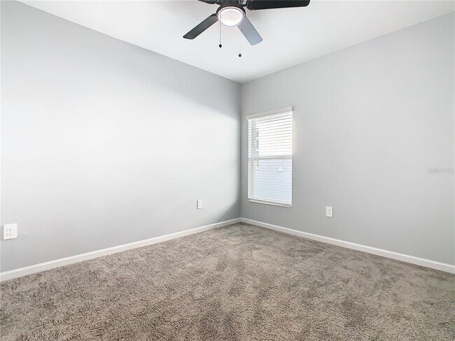 Building Photo - 1033 Holden Wy