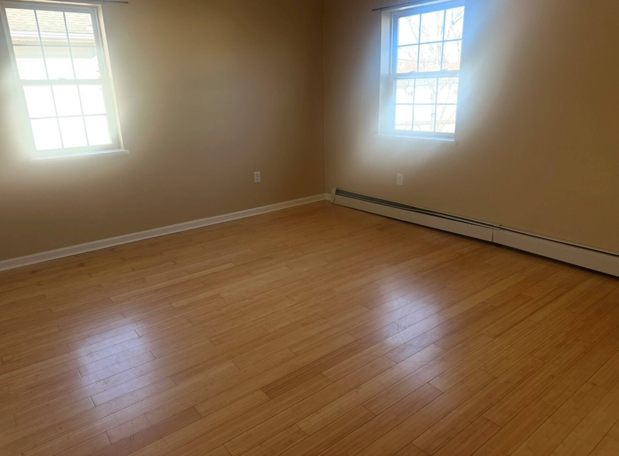 Building Photo - 415 N 5th Ave