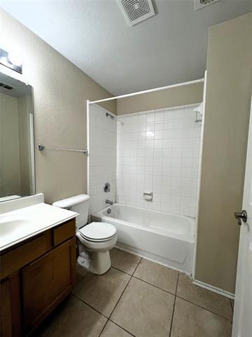 Building Photo - 8813 Chisholm Trail