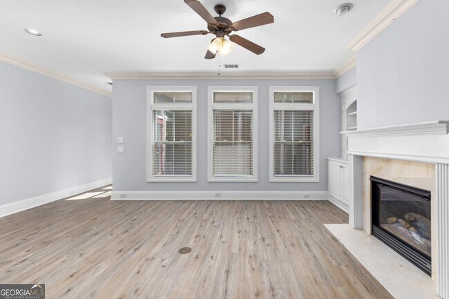 Building Photo - 10686 Austen Bend
