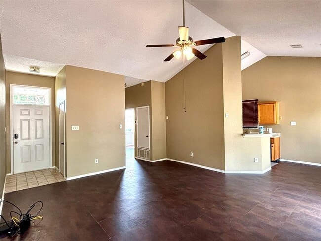 Building Photo - 2139 Cervin Blvd