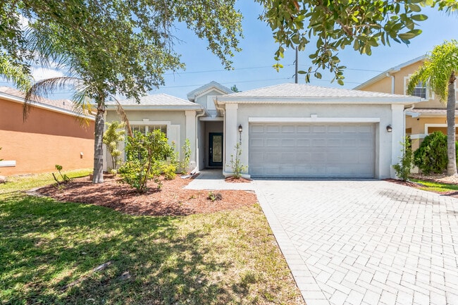 Building Photo - 8190 Silver Birch Way