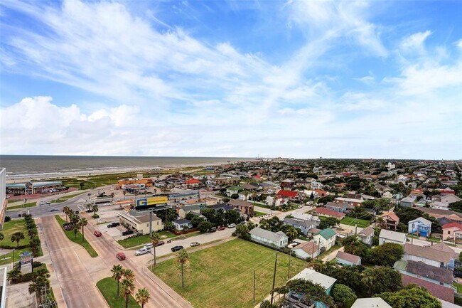 Building Photo - 500 Seawall Blvd