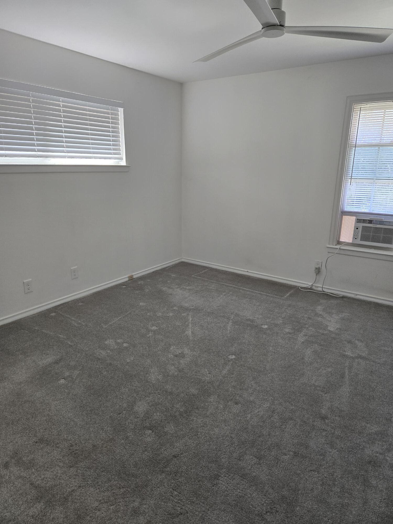 Building Photo - 8604 Baltimore Dr