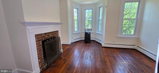 Building Photo - 1602 New Jersey Ave NW