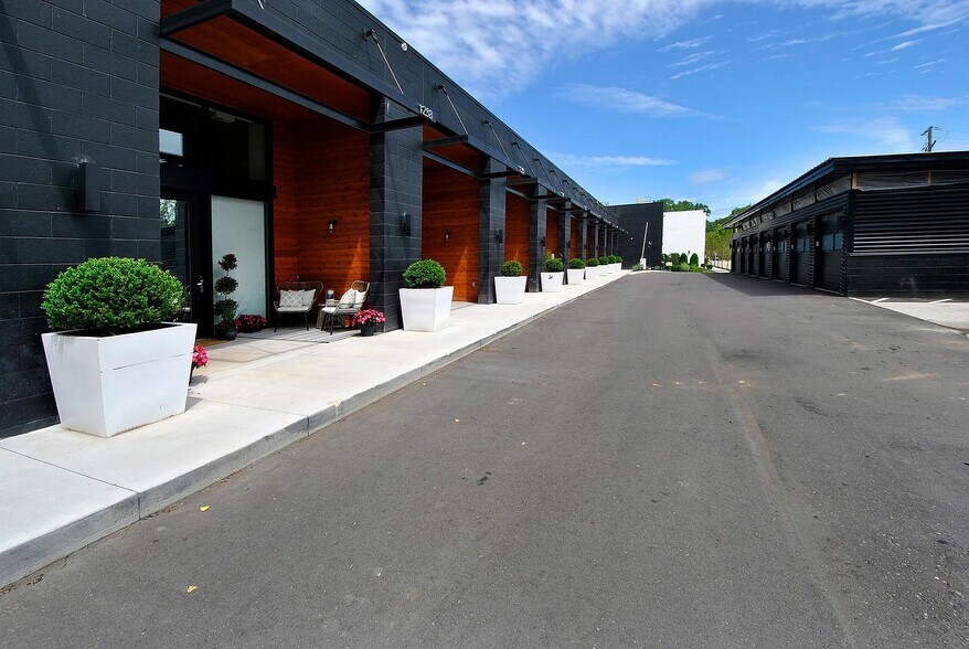 Building Photo - 1210 Morse Ave