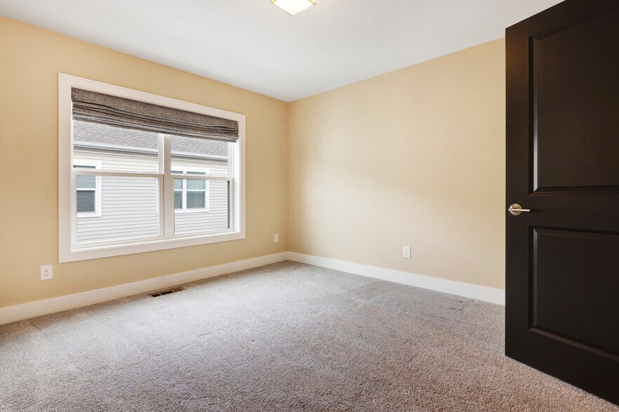 Building Photo - 1191 Cromartie Ln