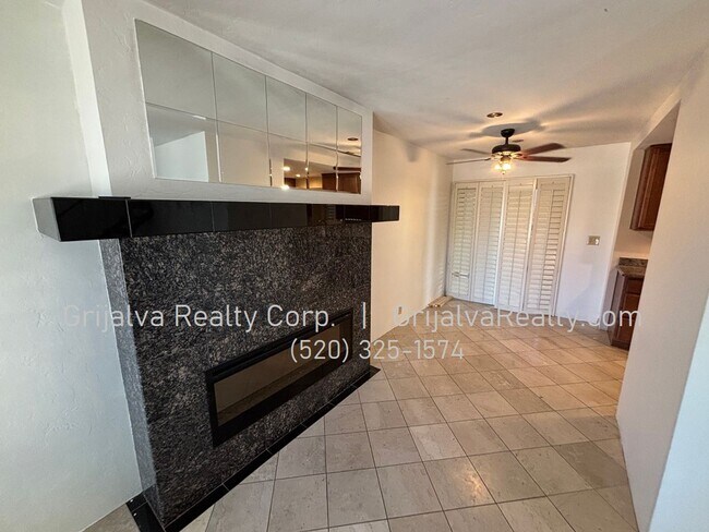 Building Photo - 1444 S Palo Verde Ave