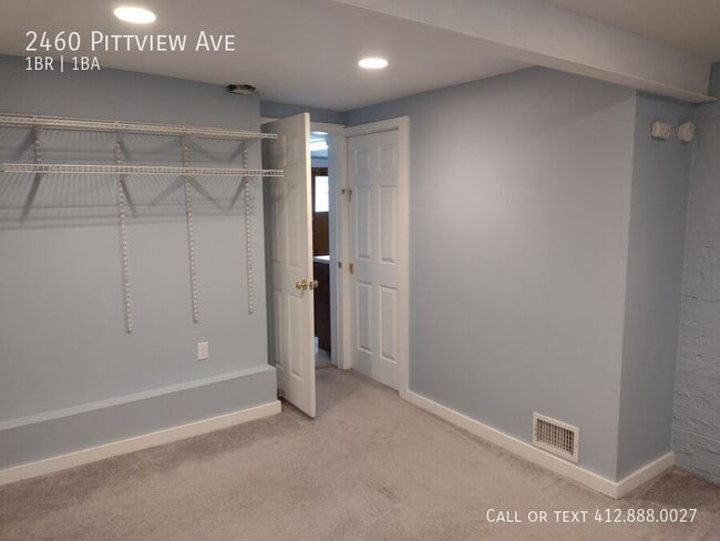 Building Photo - 2460 Pittview Ave