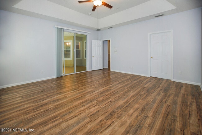 Building Photo - 6466 Ginnie Springs Rd