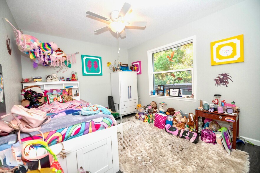 Building Photo - 16887 97th Way N