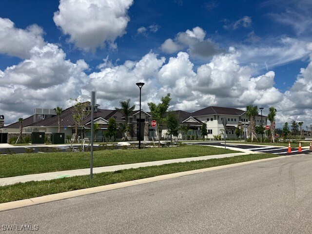 Building Photo - 13924 Hunter Oak Dr