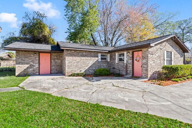 Building Photo - 5615 Atlee Ave