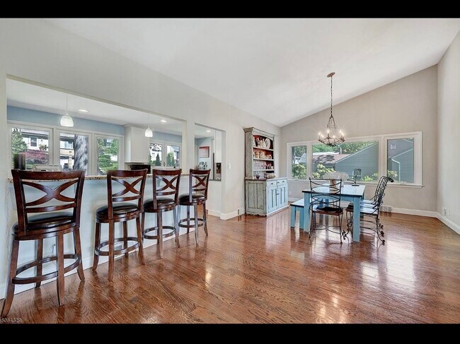 Building Photo - 4 Undercliff Terrace