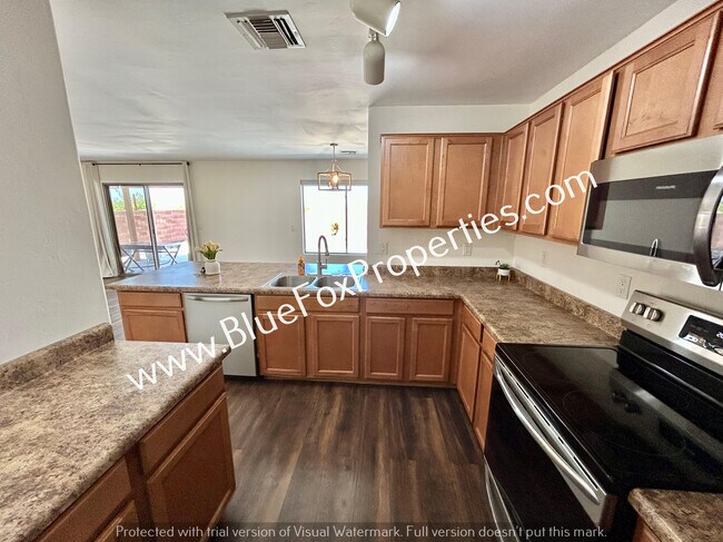 Building Photo - 6863 S Cottontail Run Ave