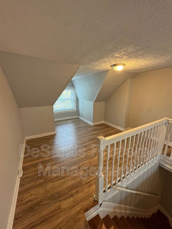 Building Photo - 5424 Harrison St