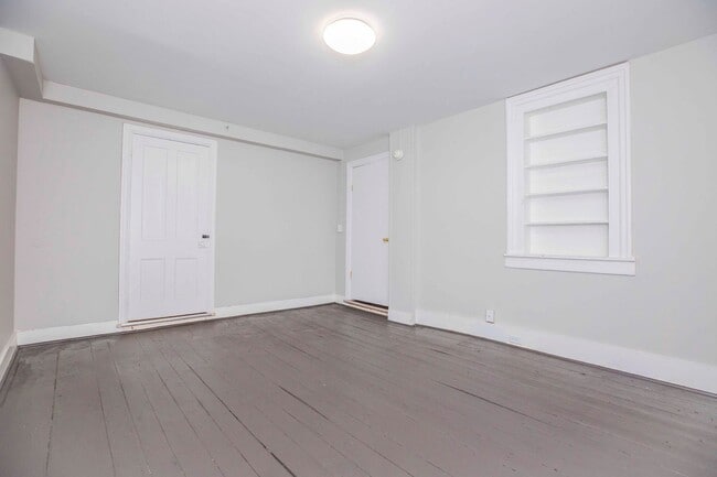 Building Photo - 29 N East Street