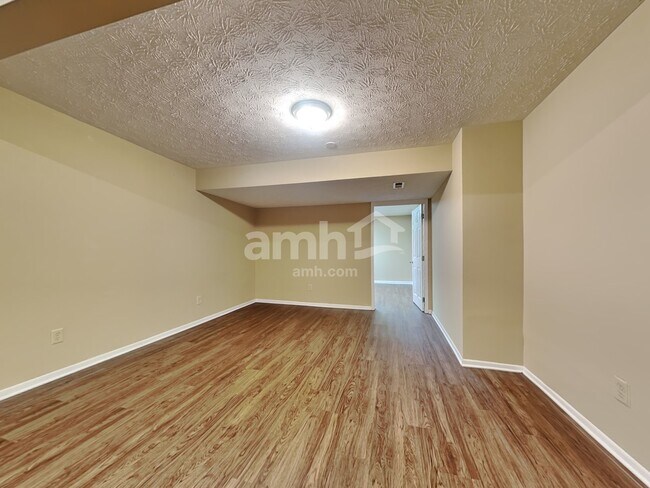 Building Photo - 6344 Sterling Woods Dr