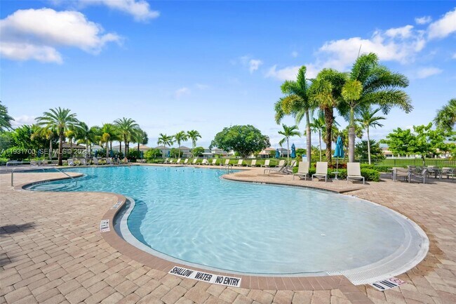 Building Photo - 5110 Eucalyptus Dr