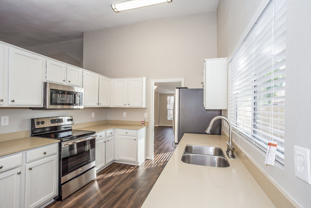 Building Photo - 19926 N 69th Ave