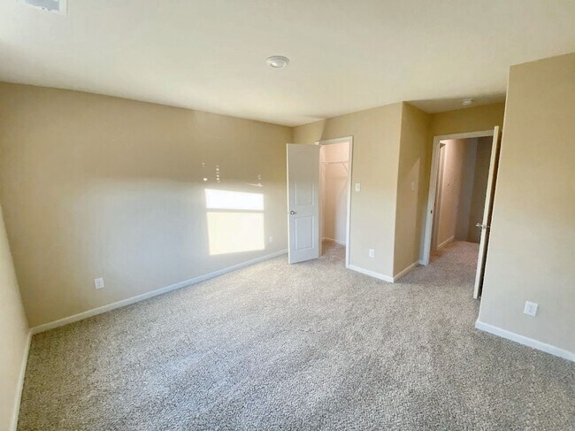 Building Photo - Stylish 4-Bedroom Two-Story Home with Park Access in Princeton, TX