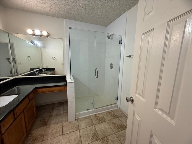 Building Photo - 4411 Treasure Trail