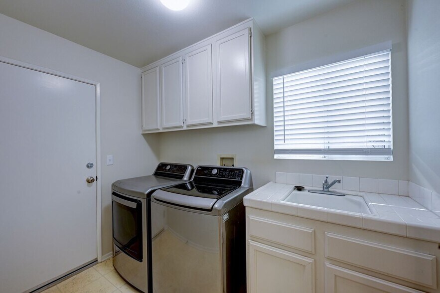 Building Photo - 20340 Channing Ln