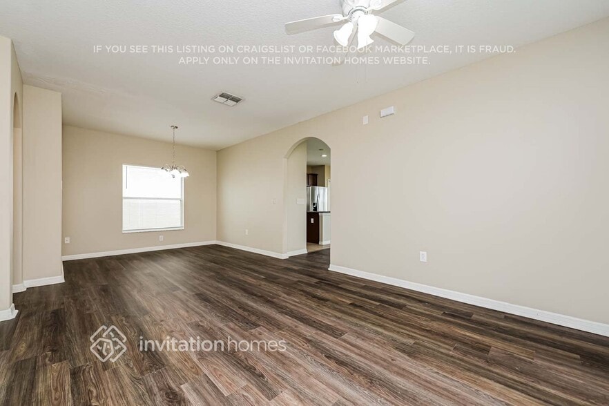 Building Photo - 1047 Seminole Sky Dr