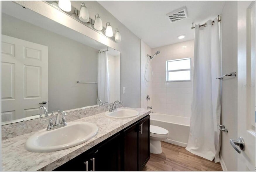 Building Photo - 16207 59th Ct E