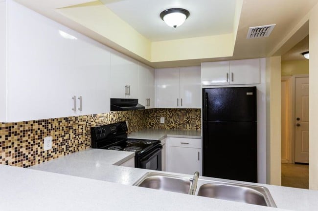 Building Photo - 1020 JACK CALHOUN DR. KISSIMMEE FL 34741