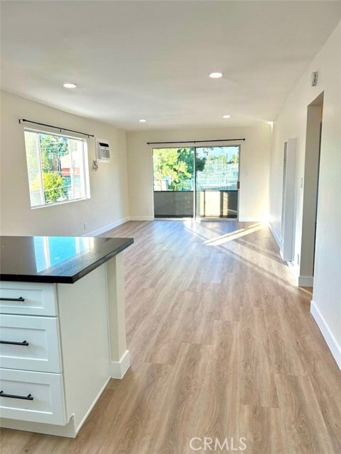 Building Photo - 2728 Crestmoore Pl