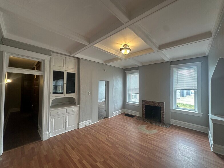 Building Photo - 2668 Nebraska Ave