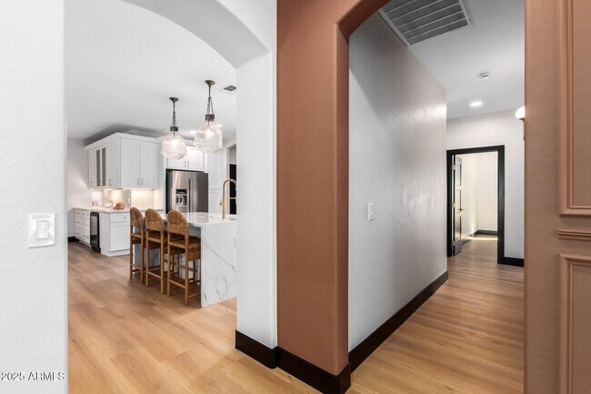 Building Photo - 3759 S Dew Drop Ln