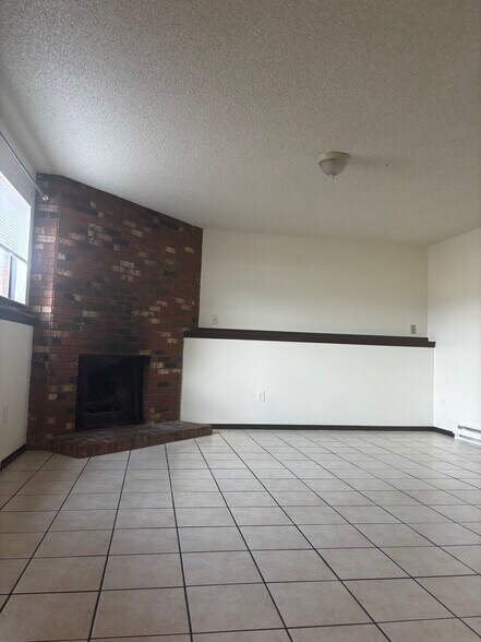 Building Photo - 114 Juniper Pl