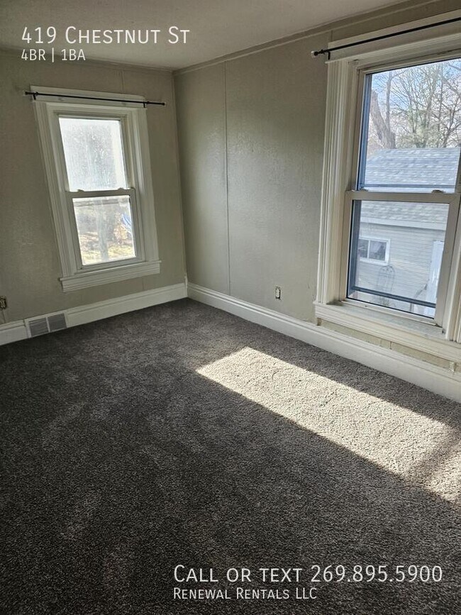 Building Photo - 419 Chestnut St