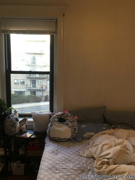 Building Photo - 17-19 Washington St.