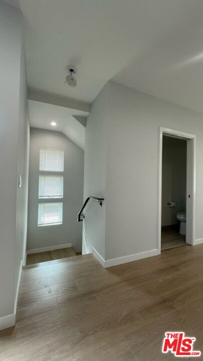Building Photo - 5226 Satsuma Ave