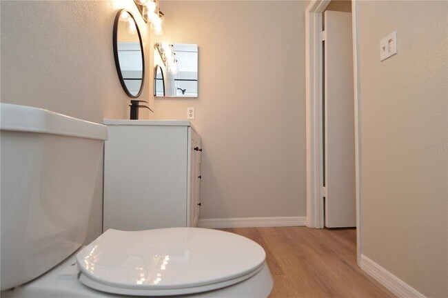 Building Photo - 1400 Gandy Blvd N