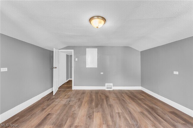 Building Photo - 80 Olde Egbert Rd