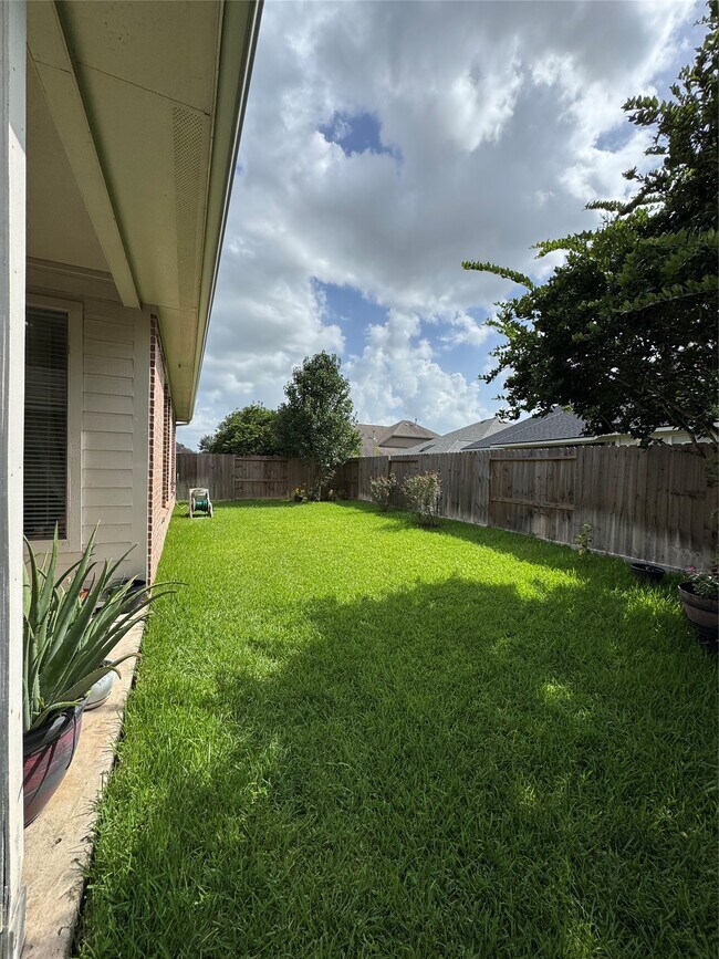 Building Photo - 3606 Quiet Meadow Ct
