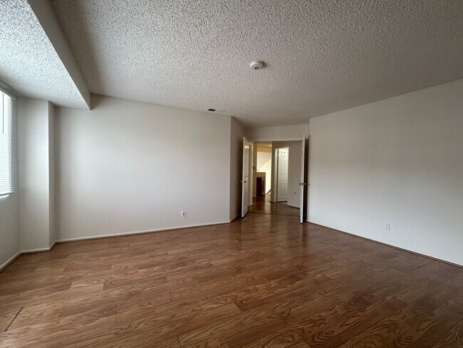 Building Photo - 3068 Prado Ln