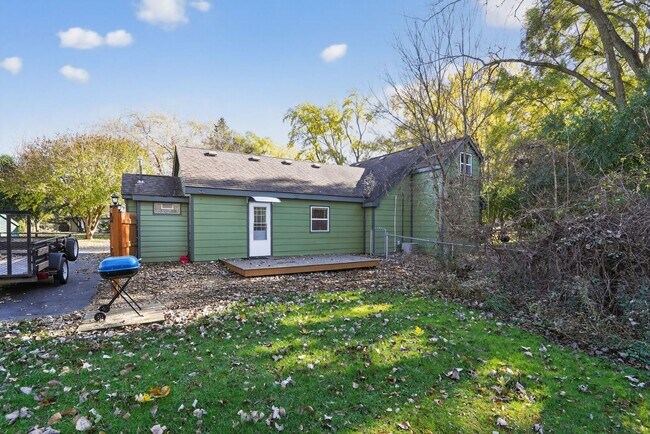 Building Photo - 1036 Guerin Rd