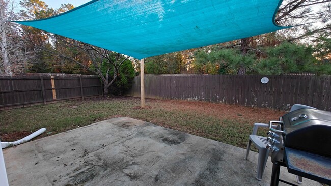 Building Photo - 5150 Saddle Cir
