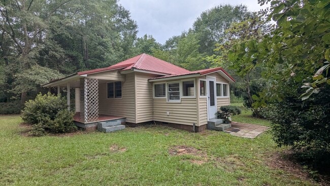 Primary Photo - Coming up 810/25 Modest private home