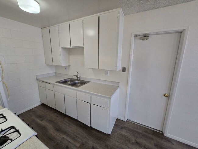 Building Photo - Upgraded National City 4-Br. + 2-car Garage