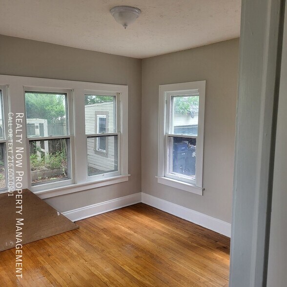 Building Photo - 1637 Eddington Rd