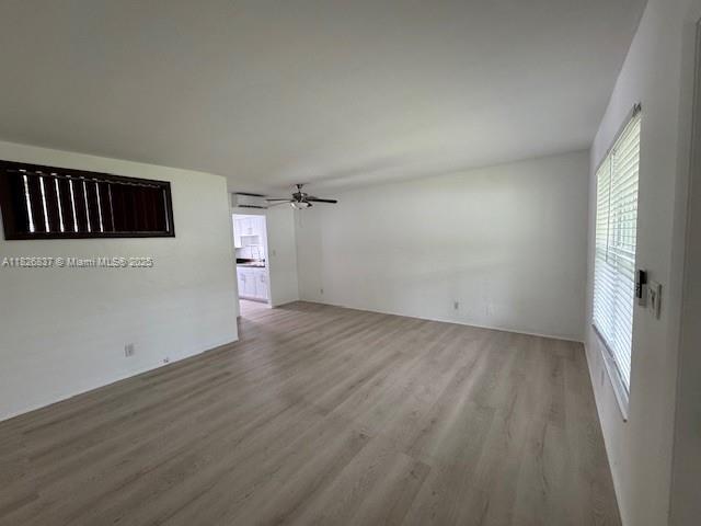 Building Photo - 1311 Bayview Dr