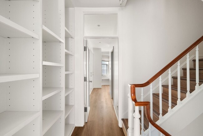 Building Photo - Incredible Rittenhouse Home