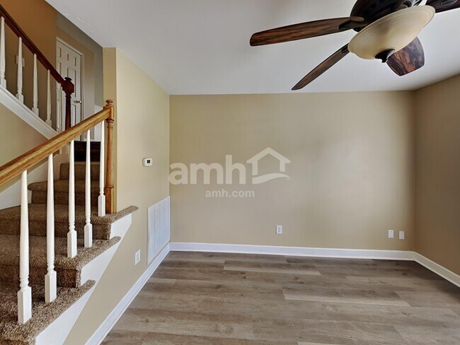 Building Photo - 1835 Oreilly Cir