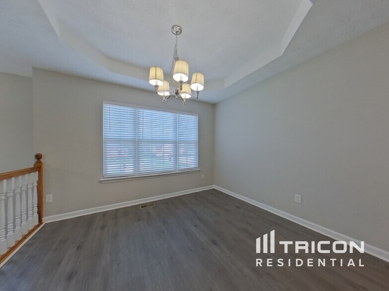 Building Photo - 6821 Hickory Hollow Dr
